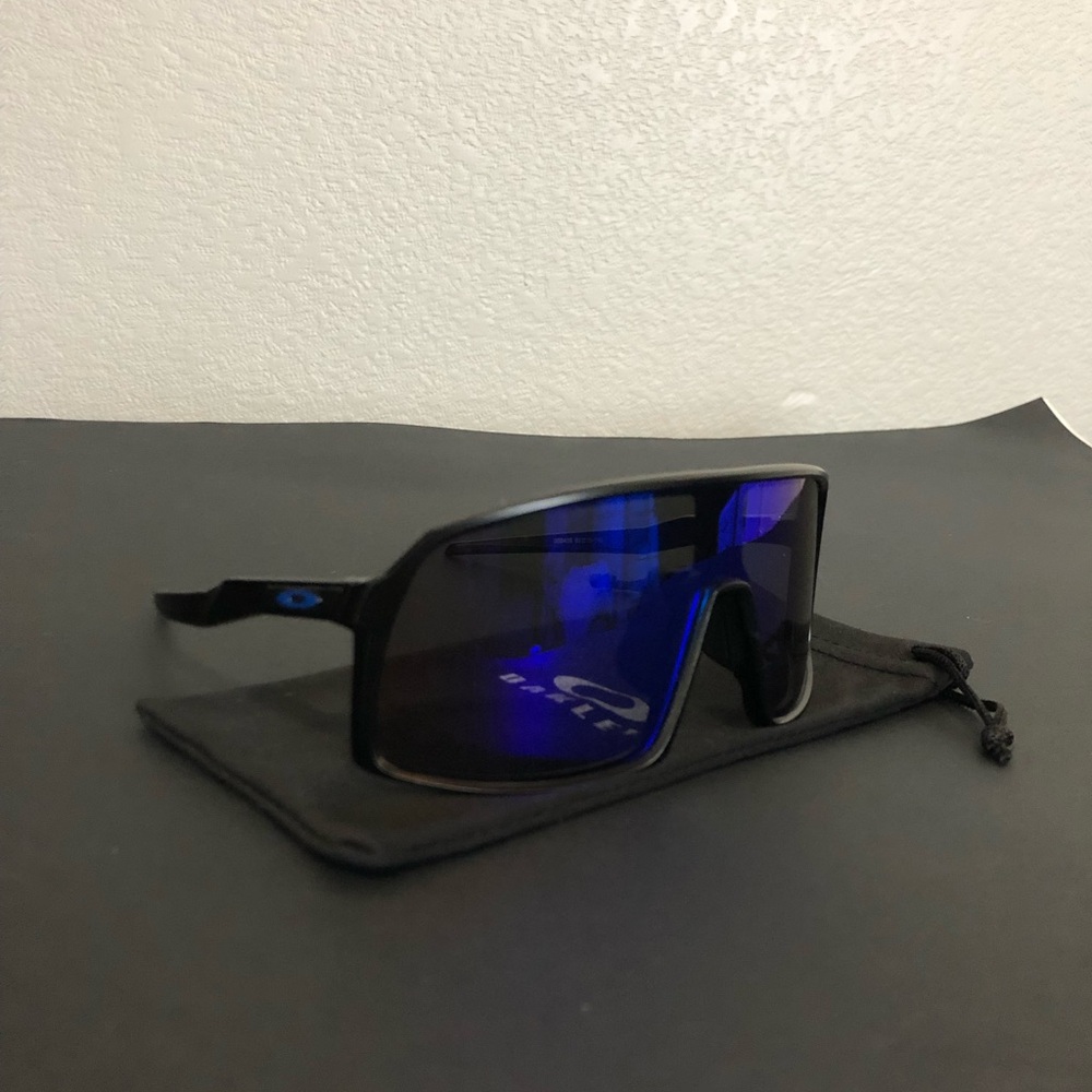 Oakley Sutro Blue Reflective Sunglasses OO9406 - Picture 3 of 8